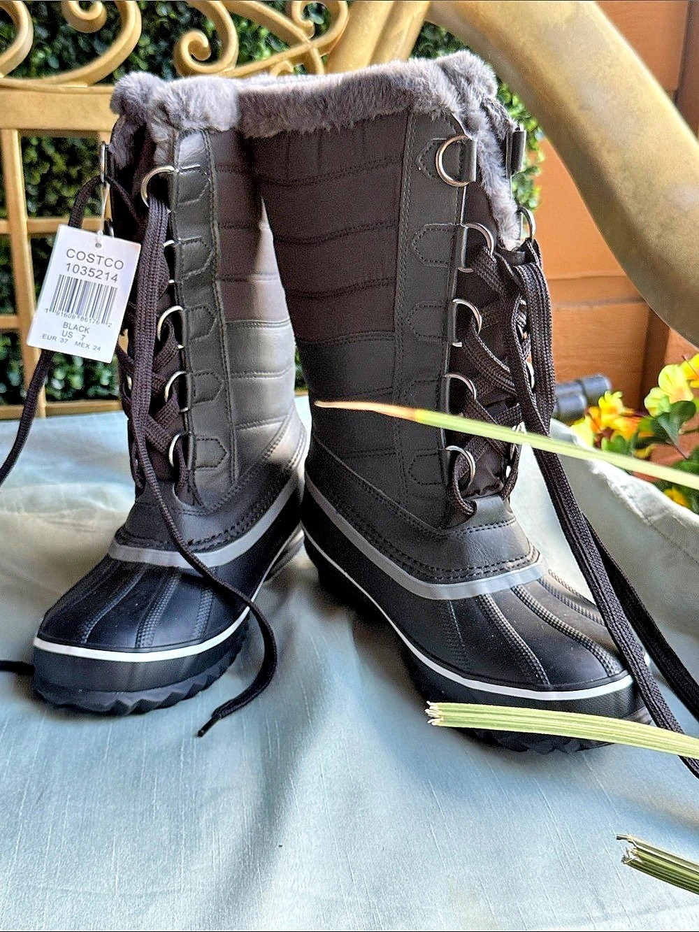 COSTCO Women's Black Winter Boots NWT
